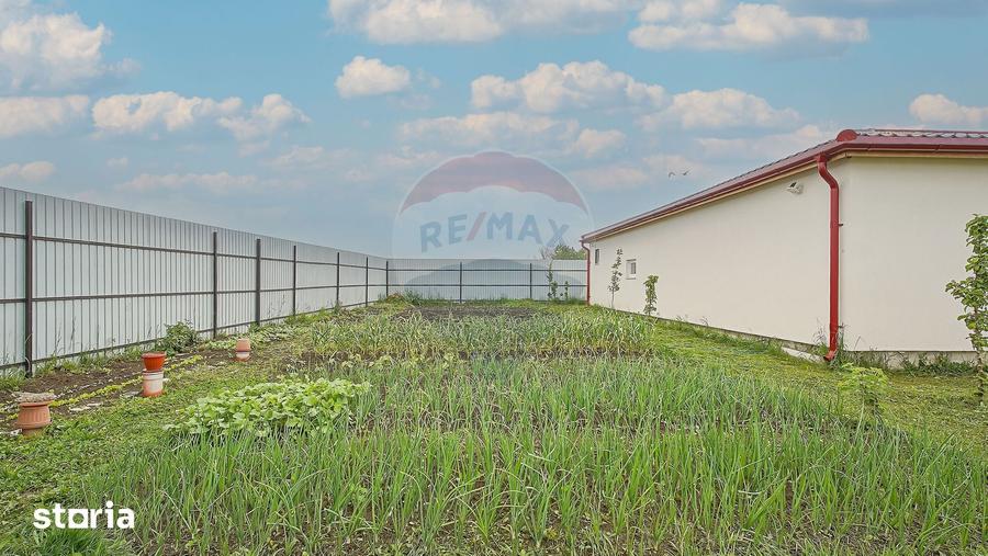 Casă cu 2 camere cu Teren 380 Mp în Hărman