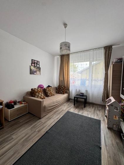 Apartament cu 2 camere decomandat, mobilat în Sălaj