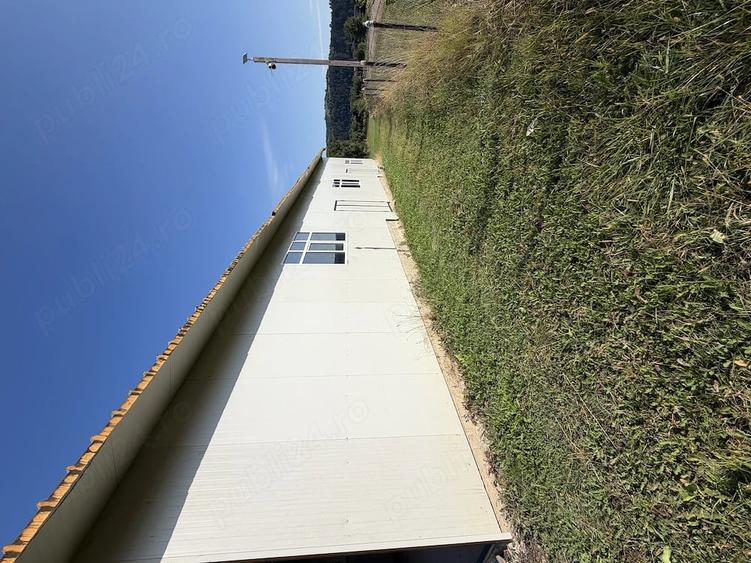 Spațiu comercial, de 240 mp, în Coman