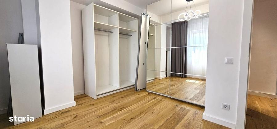 Apartament cu 4 camere, mobilat în Central
