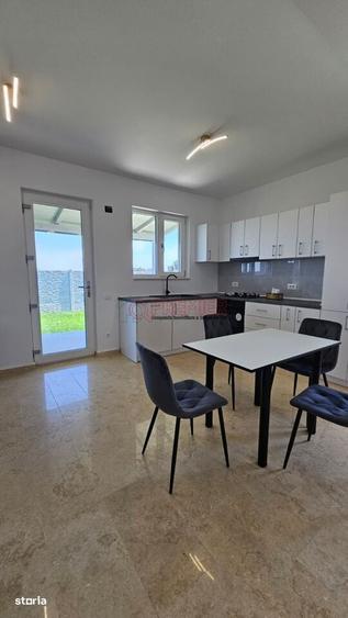 Casă cu 4 camere în Vidra