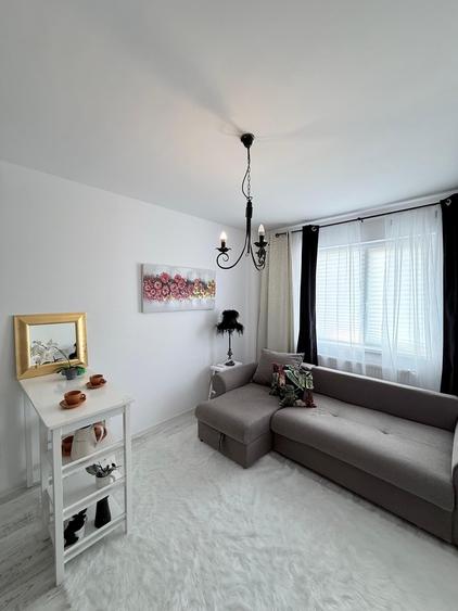 Apartament cu 2 camere semidecomandat în Militari