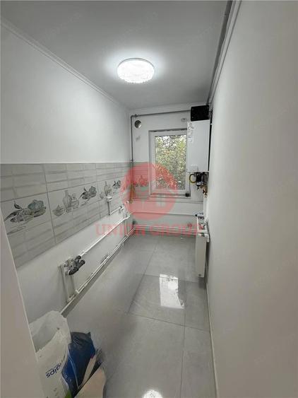 Apartament 3 camere, Semidecomandat, Zona Tomis Nord - 4
