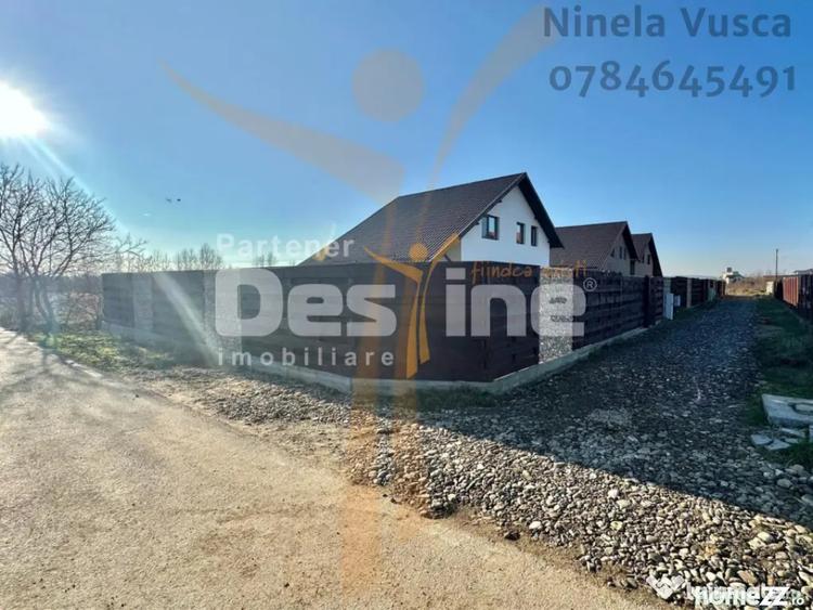 Casă cu 4 camere cu Teren 400 Mp în Valea