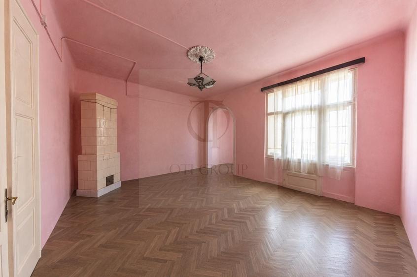 Apartament cu 4 camere în Ultracentral