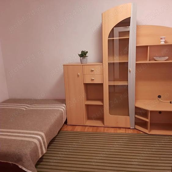 Garsonieră decomandată în Ștrand