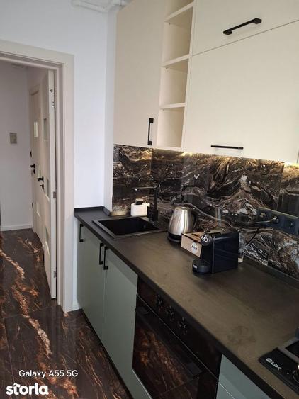 Apartament cu 2 camere semidecomandat în Centrul Civic