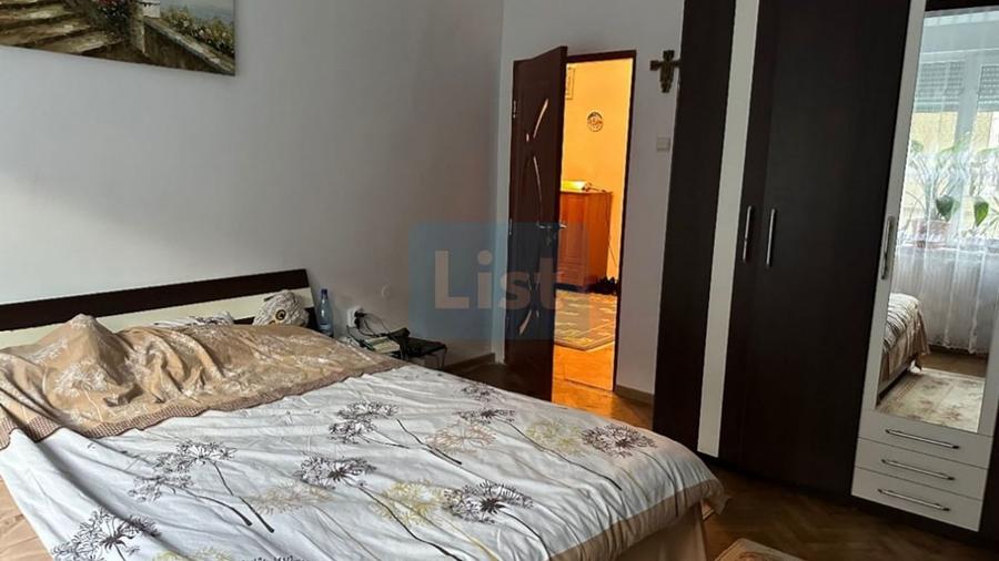 Casă cu 3 camere cu Canalizare în Muncitoresc