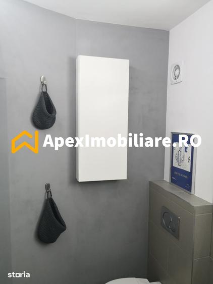 Apartament cu 3 camere decomandat în Gara de Nord