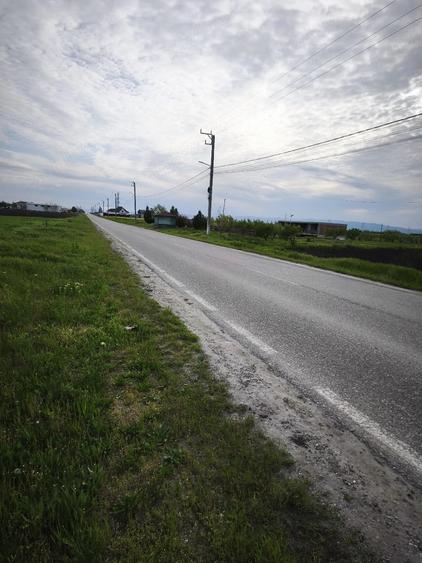 Teren de 10850 mp, în Petrești