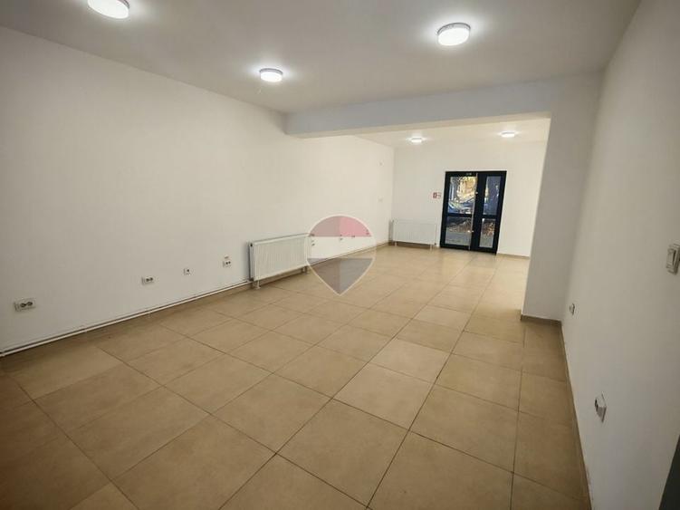 Spațiu comercial, de 112 mp, în Central