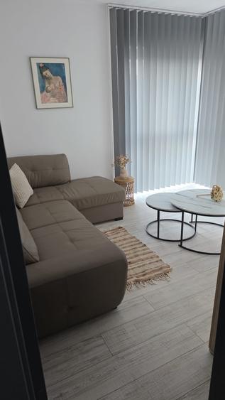 Apartament cu 3 camere decomandat în Aurel Vlaicu