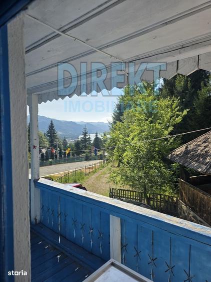 Casă cu 4 camere în Colibița