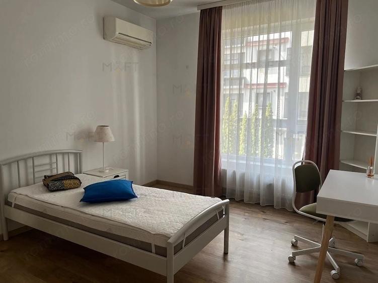 Apartament cu 3 camere decomandat în Floreasca