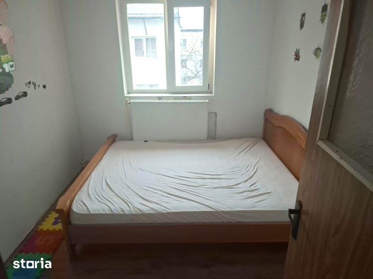 Apartament 3 camere, centrala termica, geam baie, tamplarie PVC, liber - 2