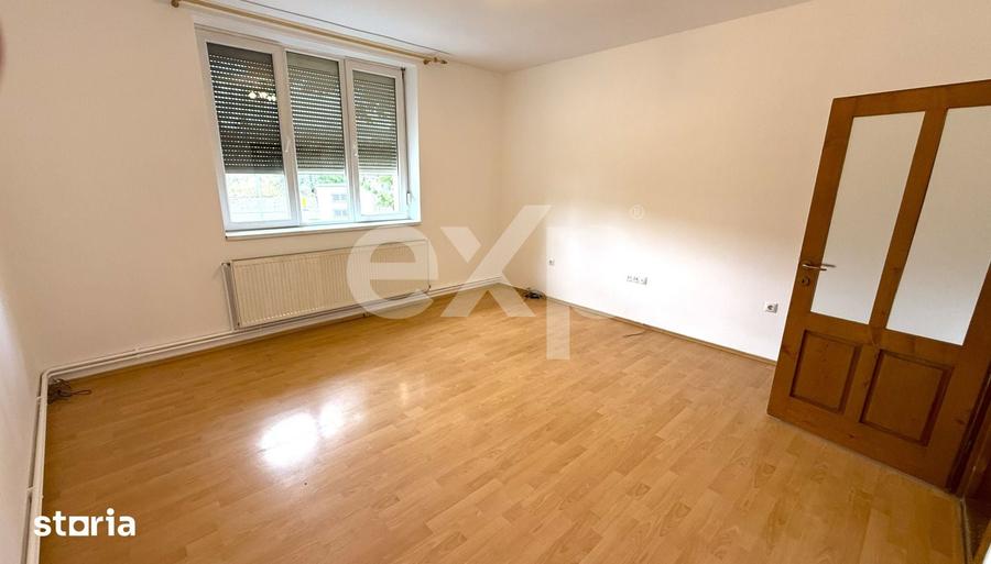 Spațiu comercial, de 120 mp, în Central