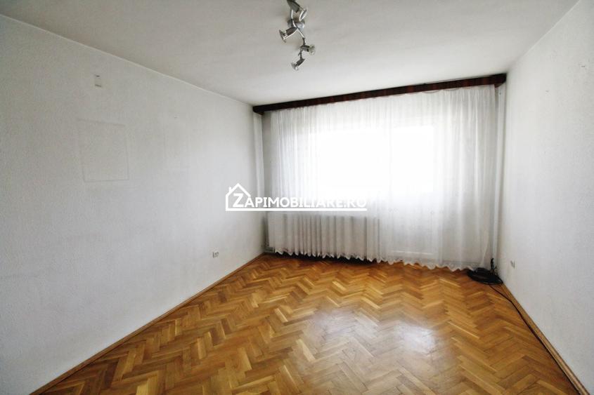 Apartament cu 4 camere decomandat, mobilat în Dâmbu Pietros