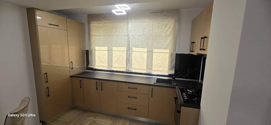 Apartament cu 3 camere decomandat în Ultracentral