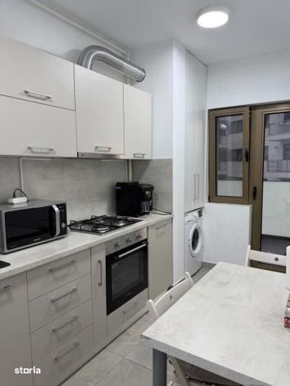Apartament cu 2 camere semidecomandat în Mihai Bravu
