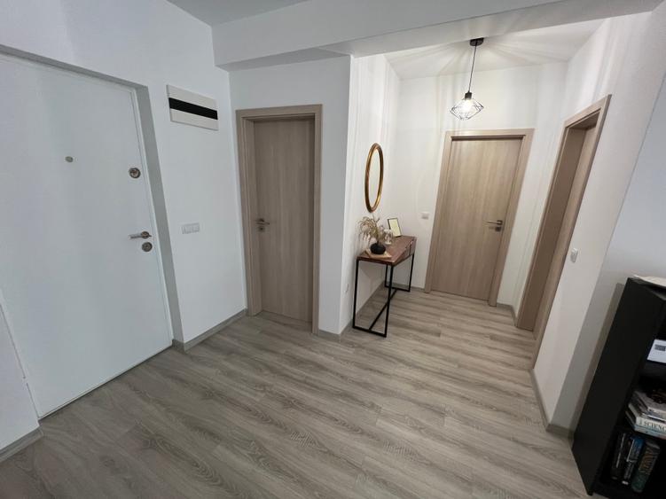 INCHIRIEZ apartament 2 camere decomandat,renovat,zona Selimbar - 11