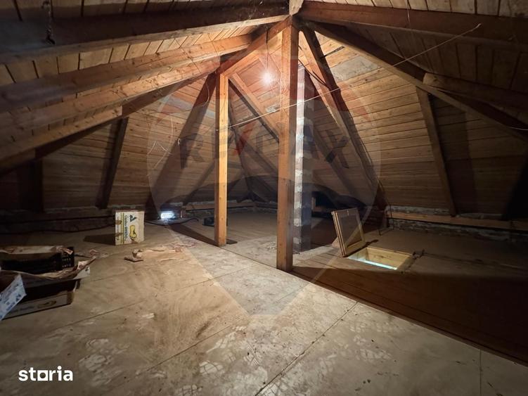 Casă cu 2 camere cu Teren 1172 Mp în Zădăreni