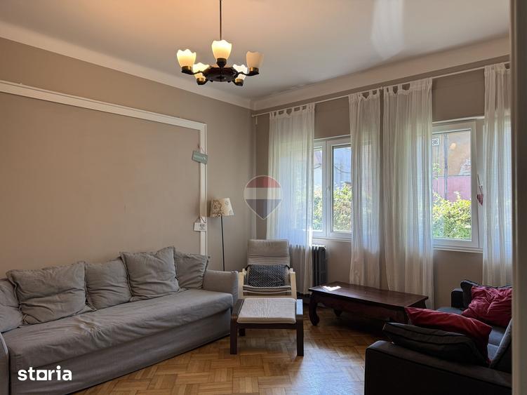 Apartament cu 4 camere în Centrul Civic