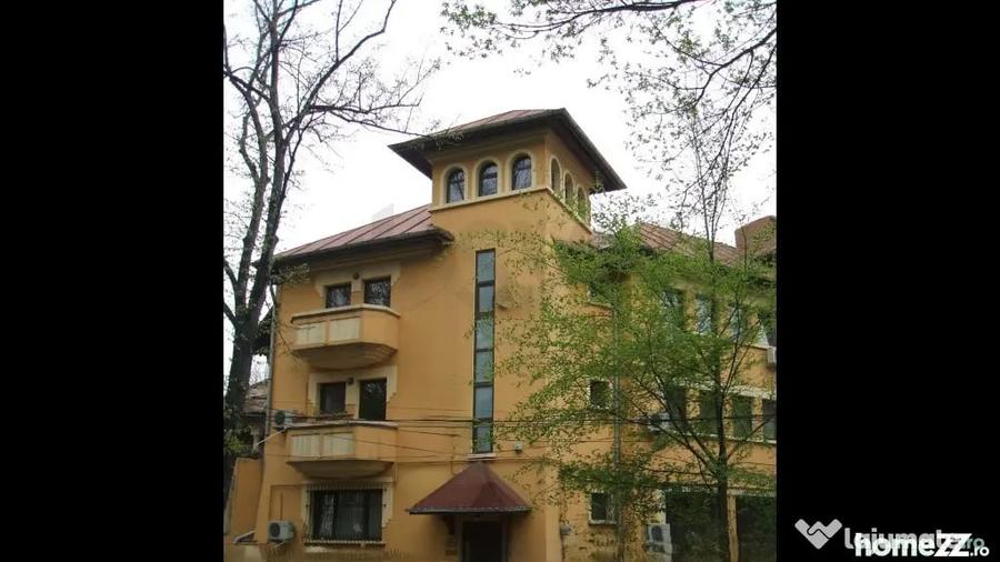 Casă cu 21 camere cu Teren 530 Mp în Cotroceni