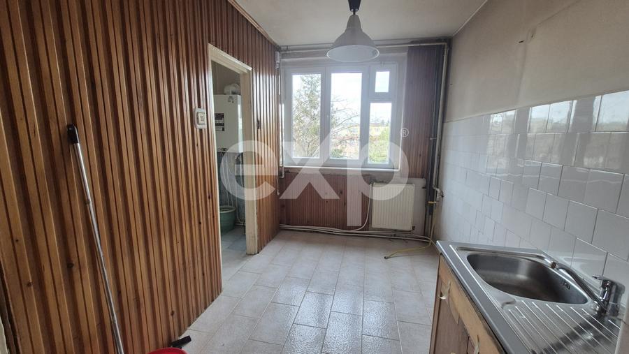 Apartament cu 4 camere decomandat, mobilat în Nord