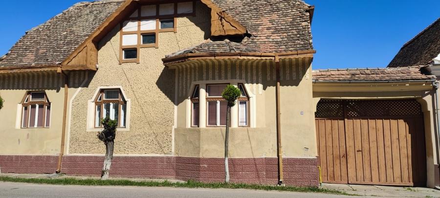 Casă cu 4 camere în Biertan