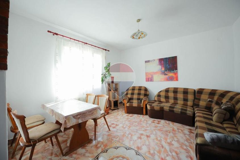 Casă individuală cu 5 camere cu Teren 514 Mp în Spitalul Județean