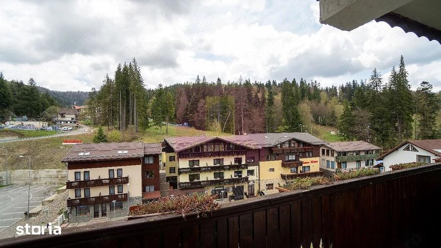 Apartament cu 4 camere decomandat în Clăbucet