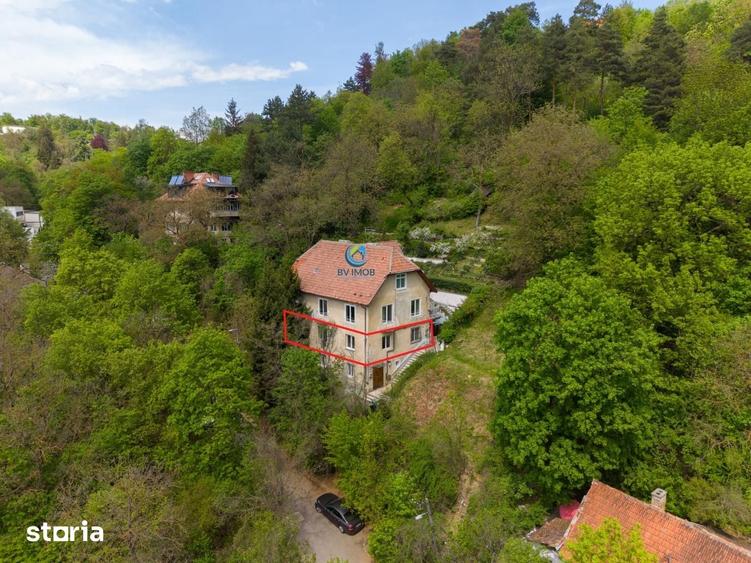 Apartament cu 3 camere în Schei
