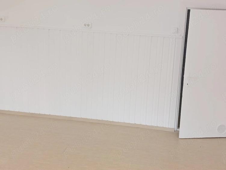 Spațiu comercial, de 25 mp, în Semicentral