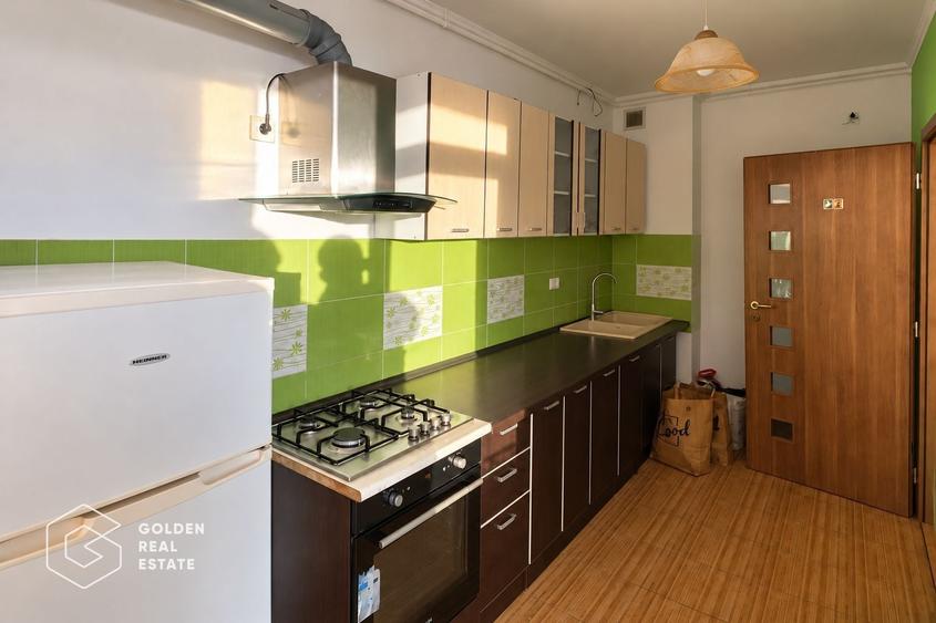 Apartament cu 2 camere decomandat în Intim