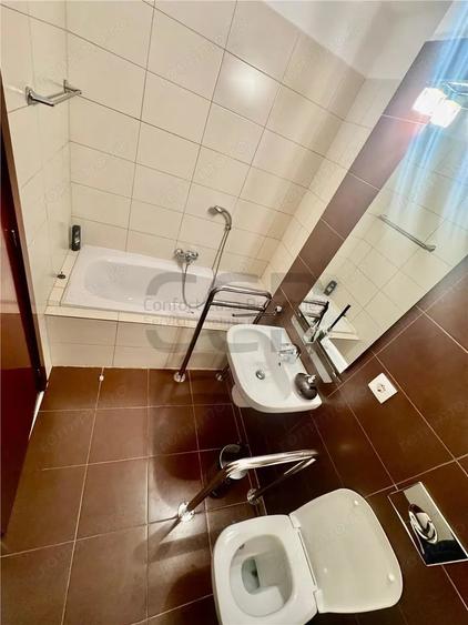 Apartament cu 3 camere decomandat în Iancu Nicolae