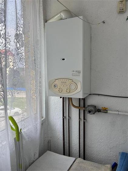 Apartament cu 2 camere decomandat în Moroasa 2
