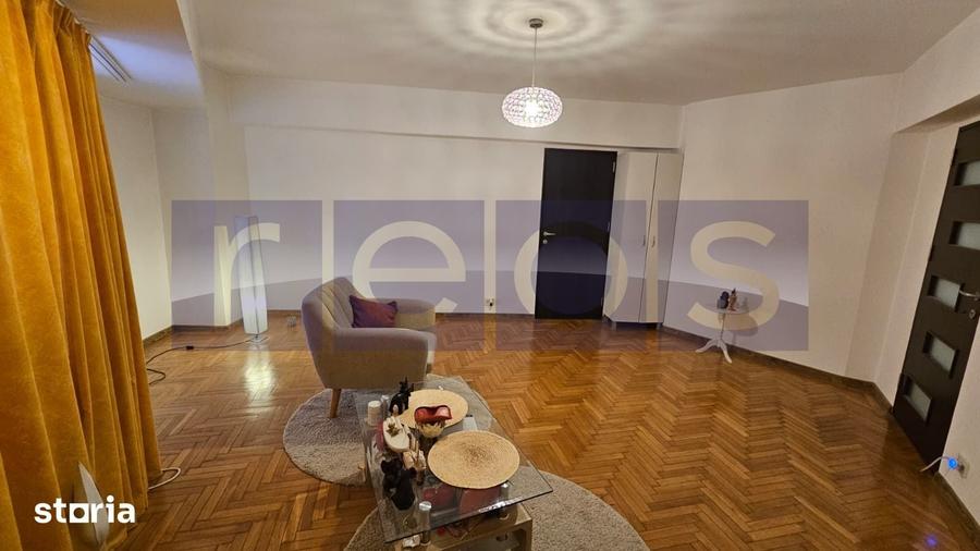 Apartament cu 3 camere în Victoriei