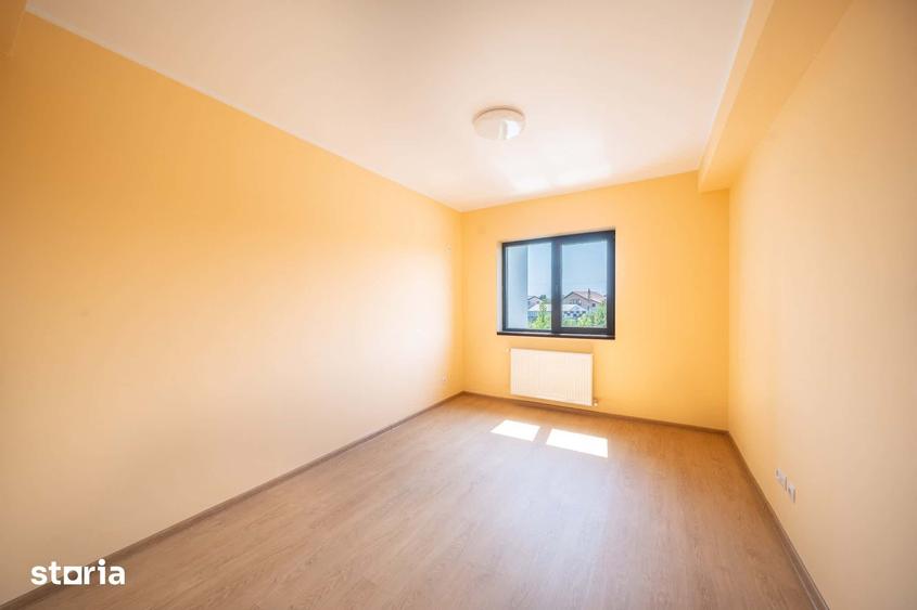 Casă cu 4 camere cu Teren 200 Mp în Domnești