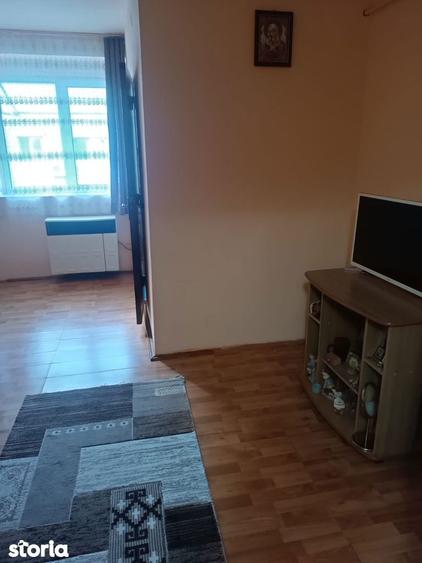 Garsoniera de vanzare Targu Jiu Etaj 1 Zona CAM - 9