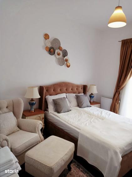 Casă cu 5 camere cu Teren 220 Mp în Oncea