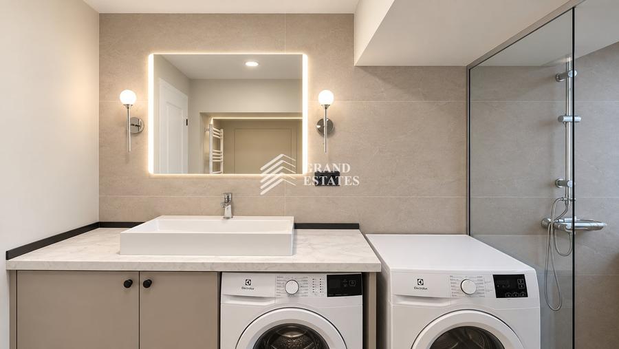 Apartament cu 4 camere decomandat, mobilat în Centrul Civic