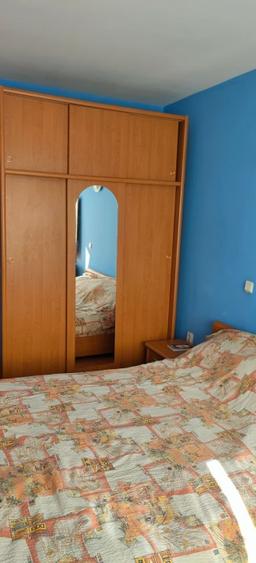 Apartament cu 3 camere decomandat în Grivița