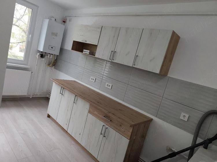 Apartament cu 2 camere decomandat în Micro 19
