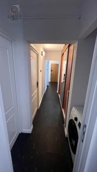Apartament cu 3 camere decomandat, mobilat în Sebastian