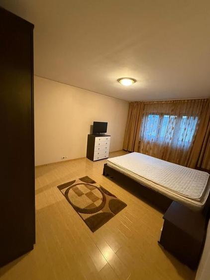 Apartament cu 2 camere decomandat în Răcădău