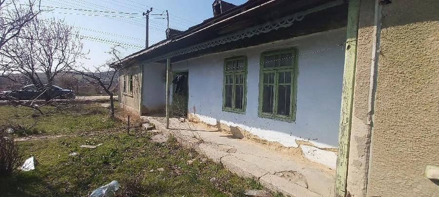 Teren de 1534 mp, în Greci