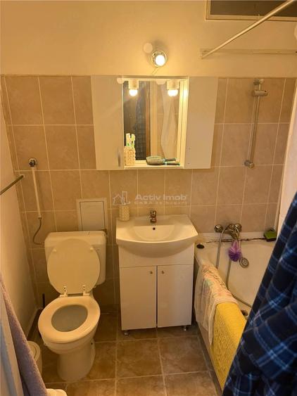 Apartament cu 3 camere decomandat în Ozana