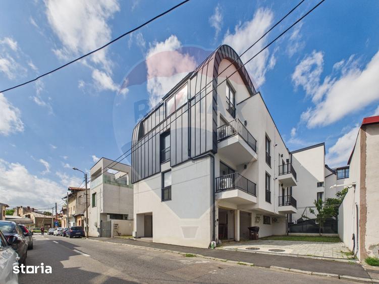 Spațiu comercial, de 350 mp, în Grivița