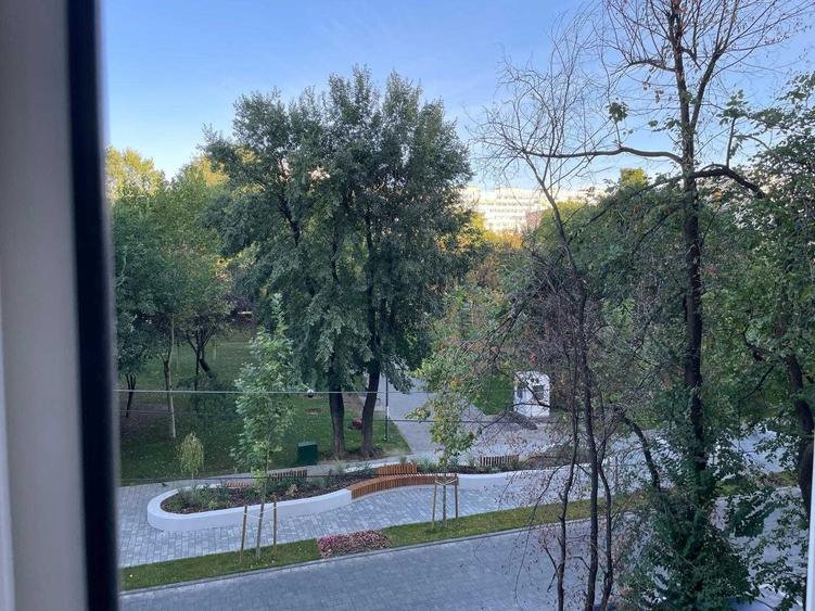 Apartament cu 2 camere decomandat în Bucur Obor
