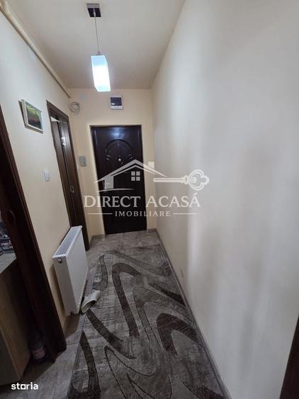 Garsonieră decomandată în Central